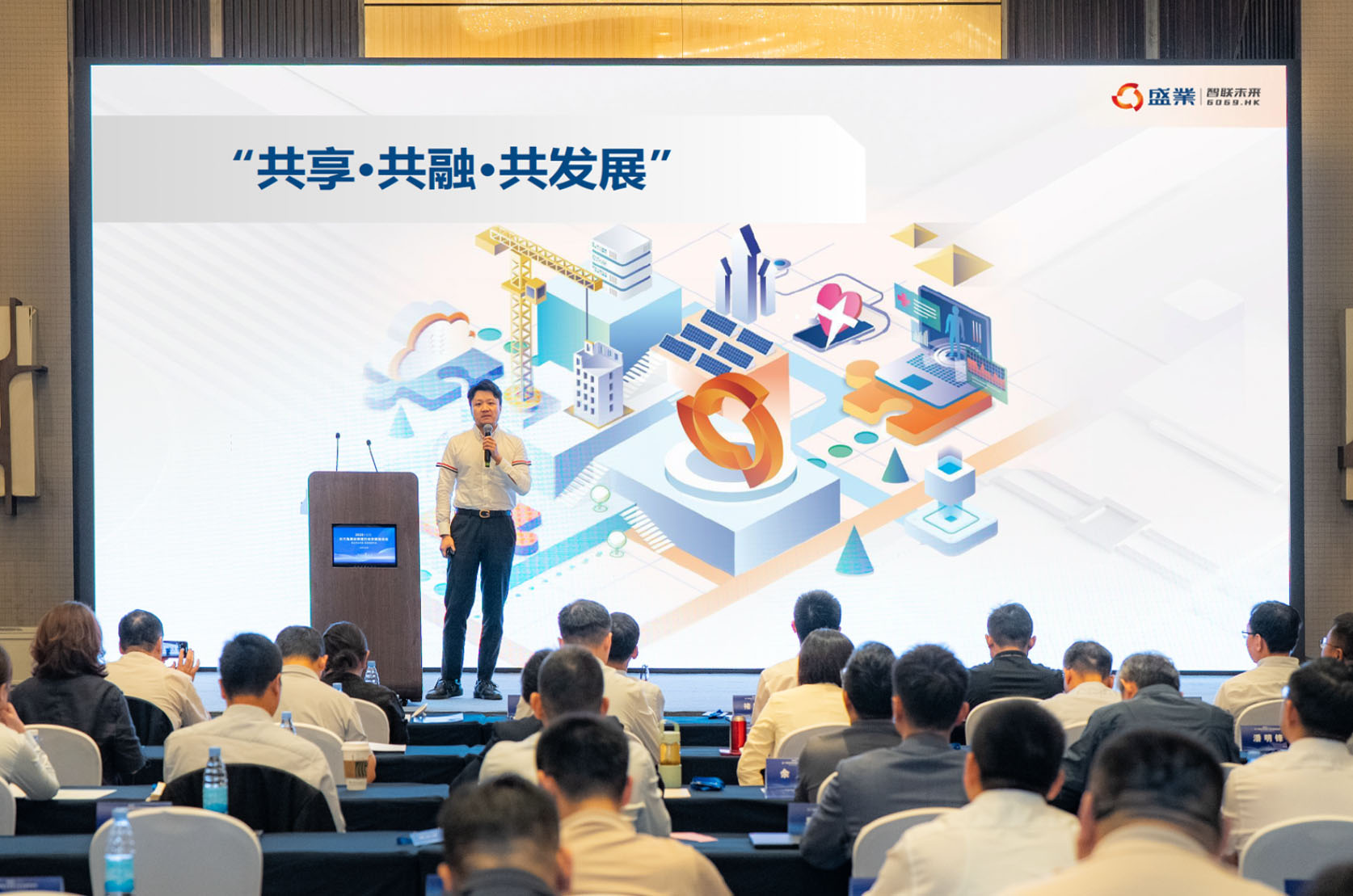 de92576e-8fae-4b28-ab80-3d812616d7ac https://pic.rmb.bdstatic.com/bjh/3ea11df1b140/250530/6da20acc4a613dcc3bd009a1f659cd0f.jpeg